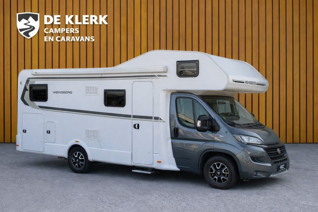 Weinsberg CARAHOME 700 DG / Gratis Stalling