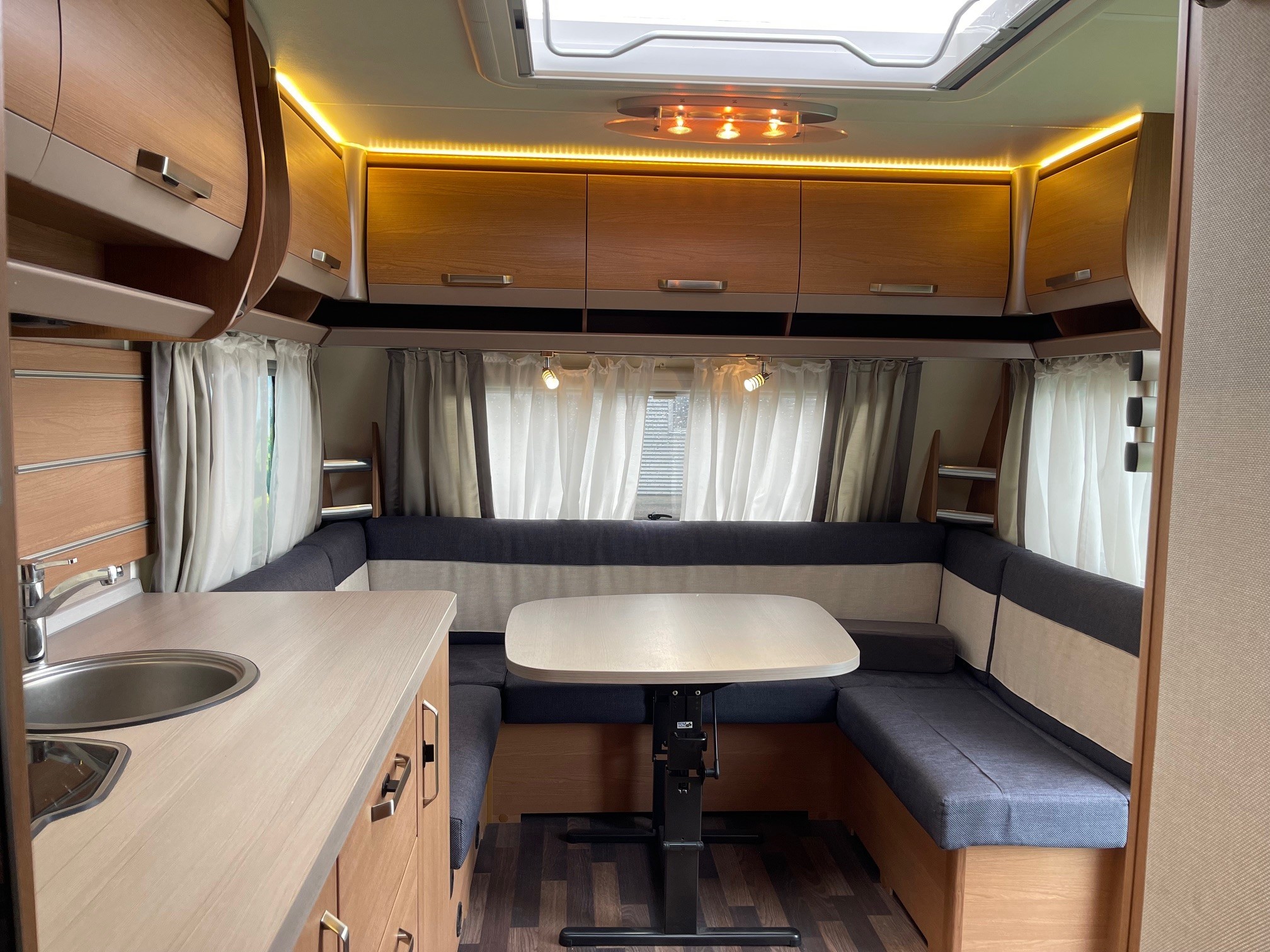 Knaus SPORT 700 UDF foto 14