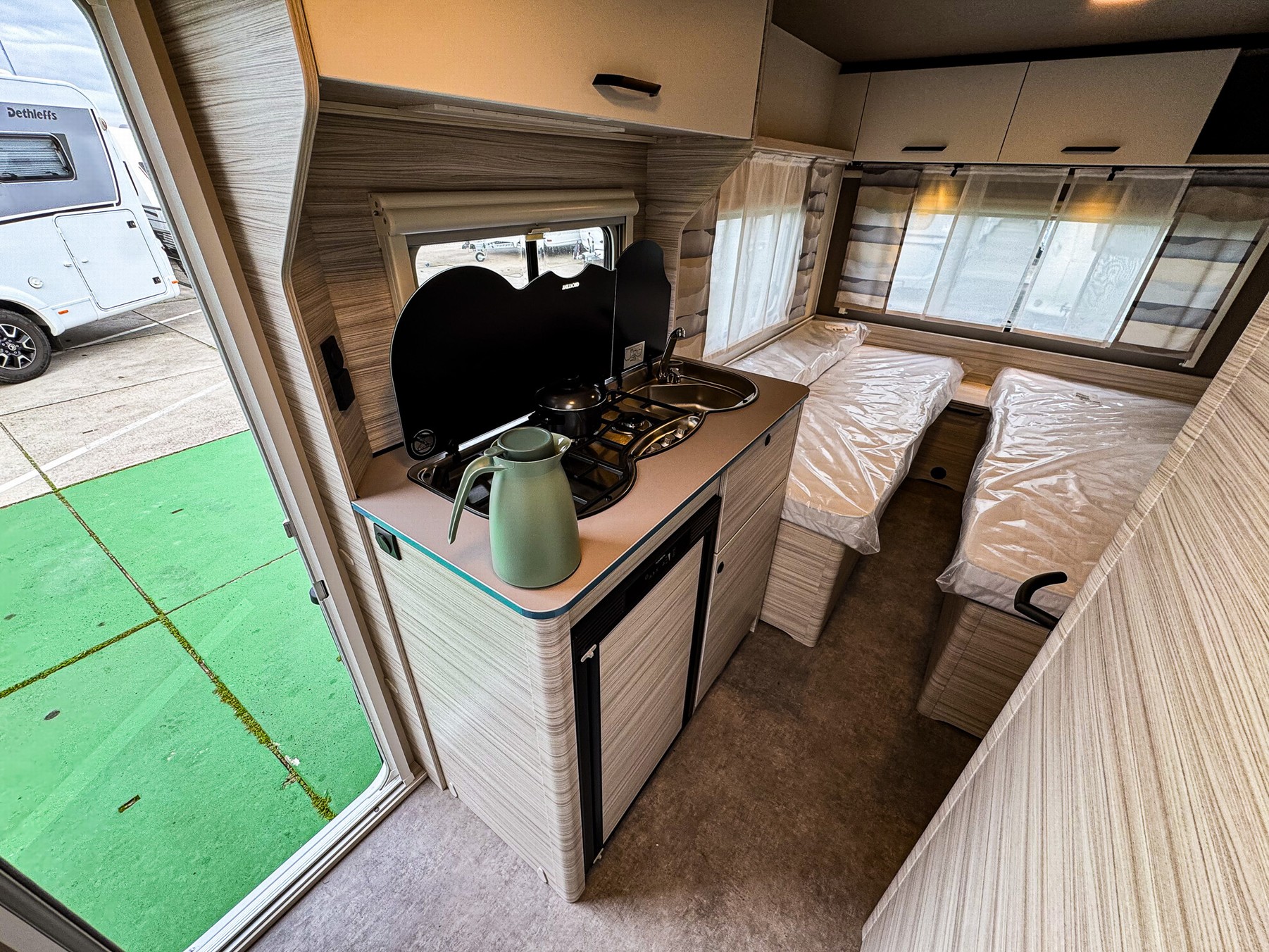 Dethleffs C-Joy 460 EL Active Active-pakket foto 10