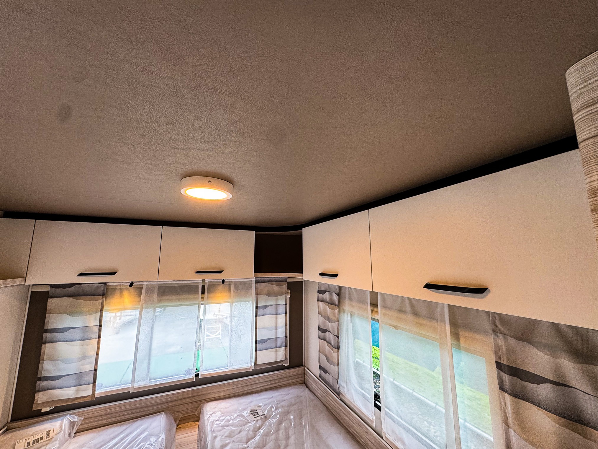 Dethleffs C-Joy 460 EL Active Active-pakket foto 13