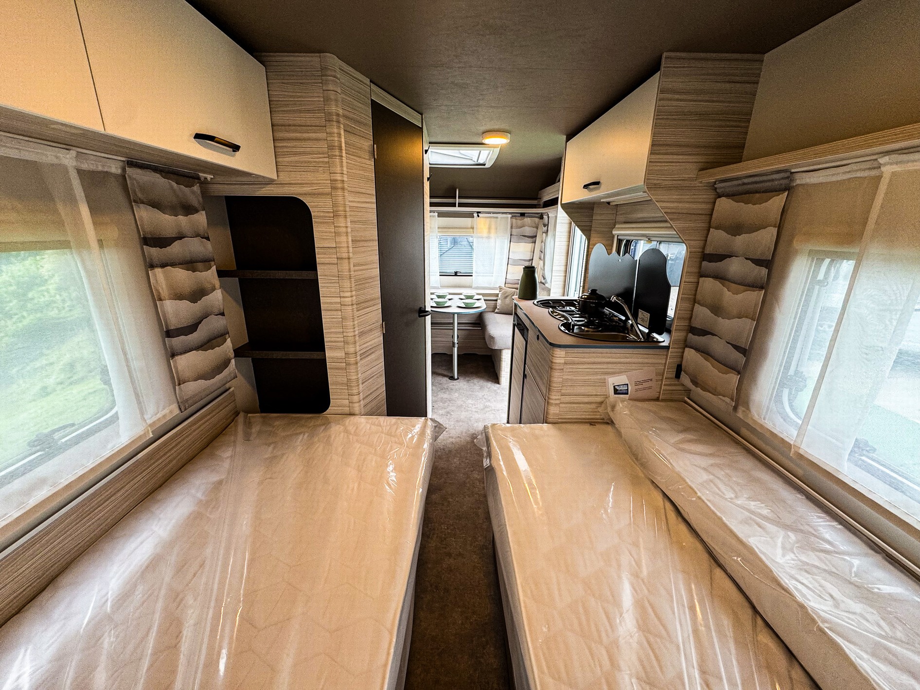 Dethleffs C-Joy 460 EL Active Active-pakket foto 17