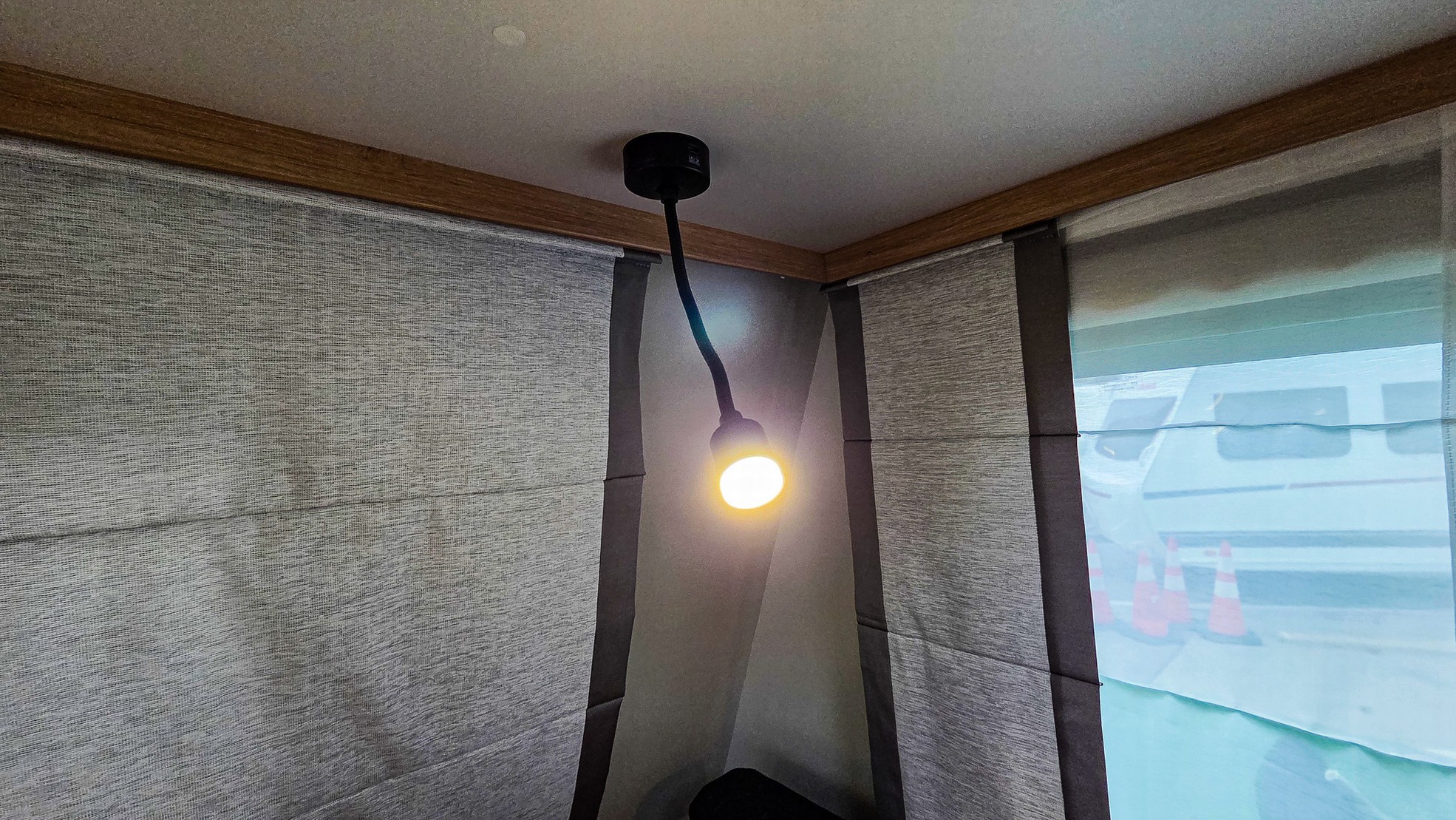 Knaus SPORT 400 LK 50% Deals foto 18