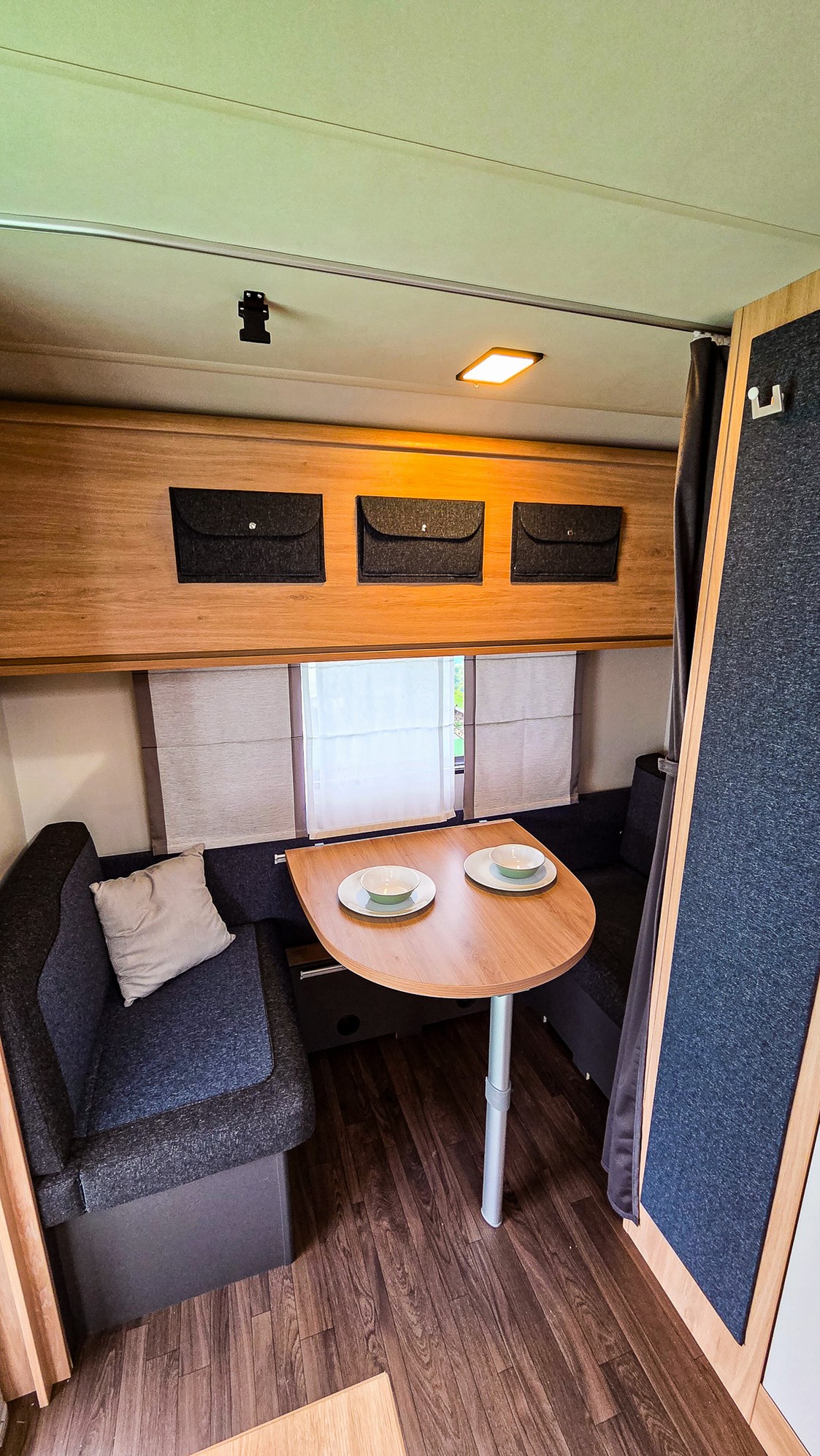 Knaus SPORT 400 LK 50% Deals foto 12