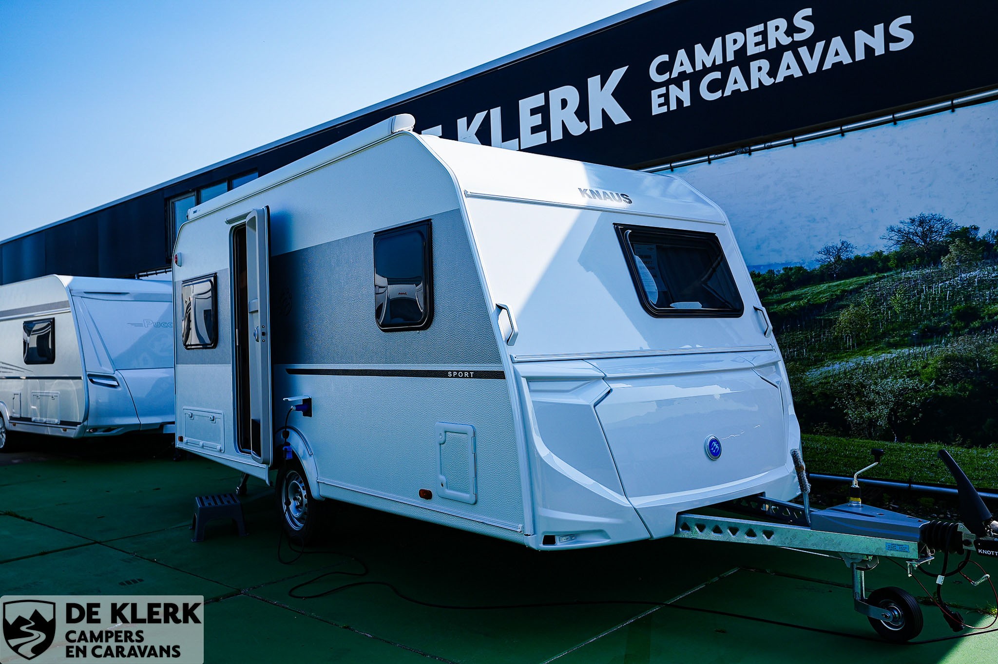 Knaus SPORT 450 FU gas uitvoering Gratis mover en luifel foto 3