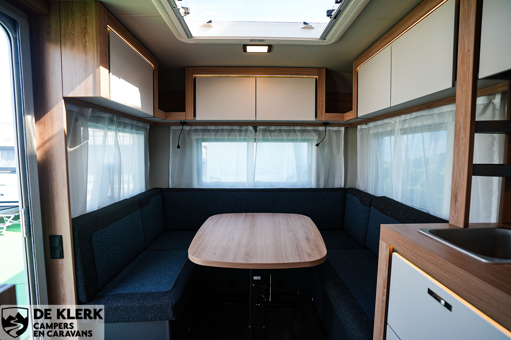 Knaus SPORT 450 FU gas uitvoering Gratis mover en luifel foto 7