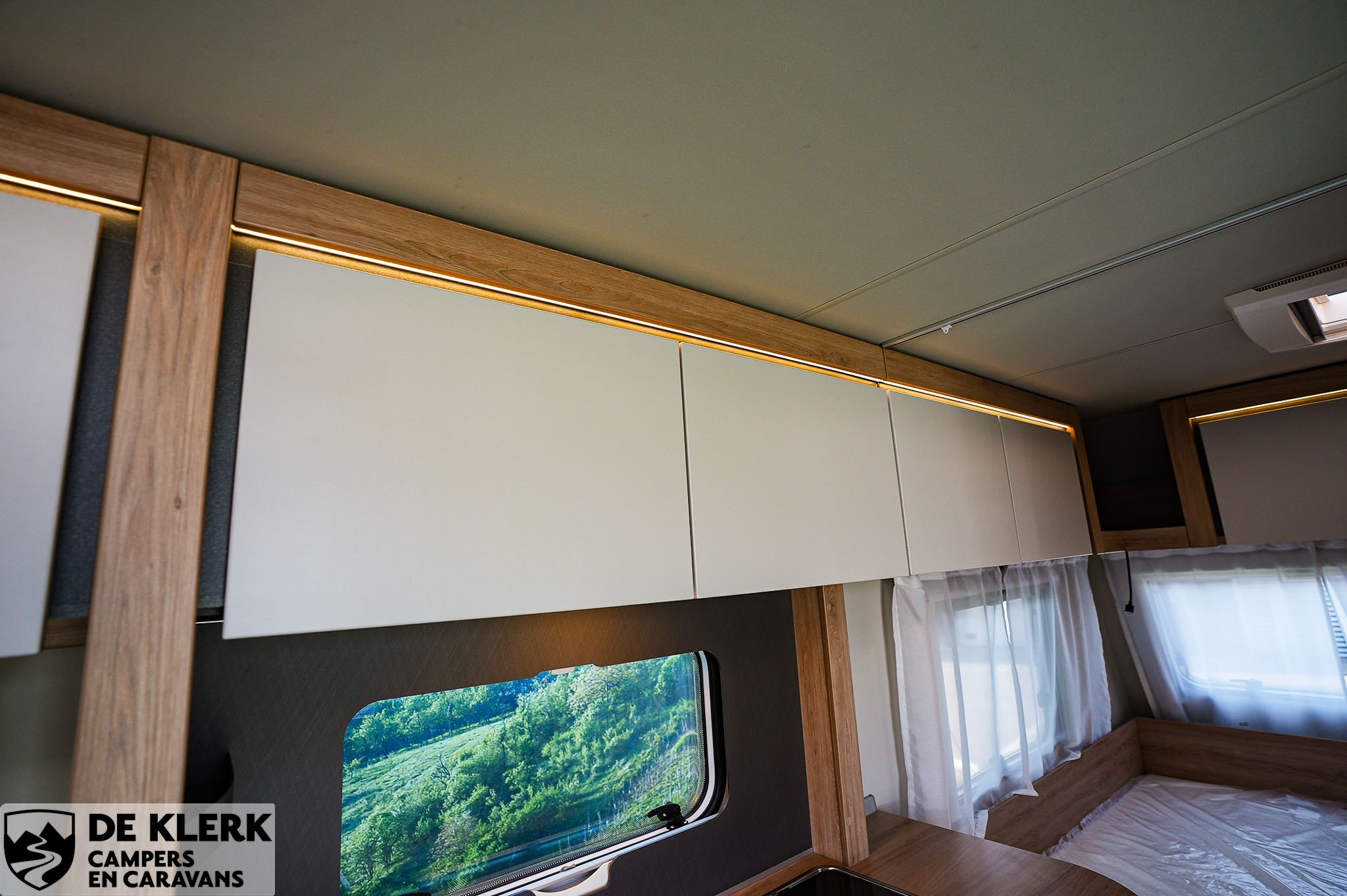 Knaus SPORT 450 FU gas uitvoering Gratis mover en luifel foto 18