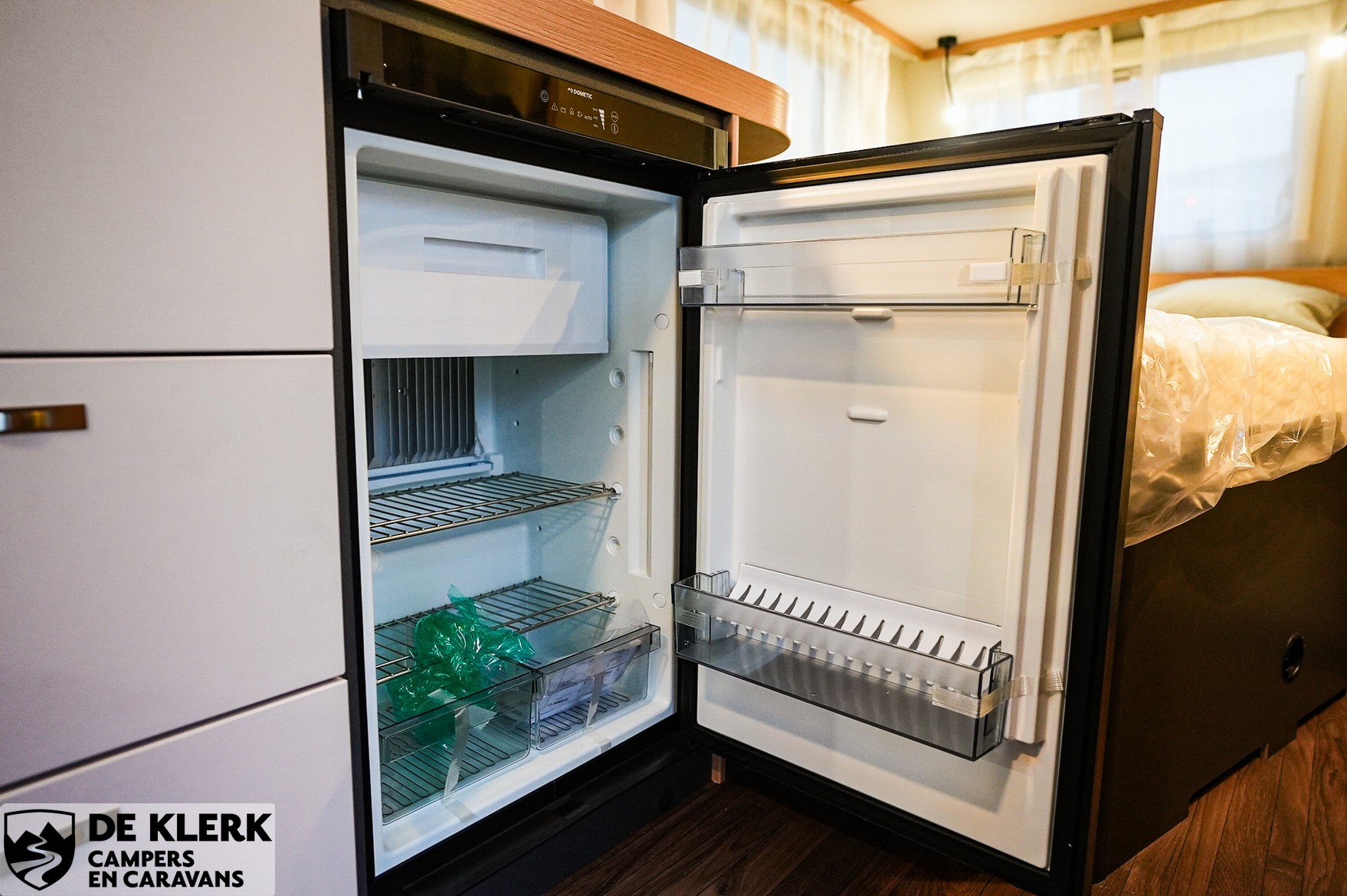 Knaus SPORT 450 FU gas uitvoering Gratis mover en luifel foto 11