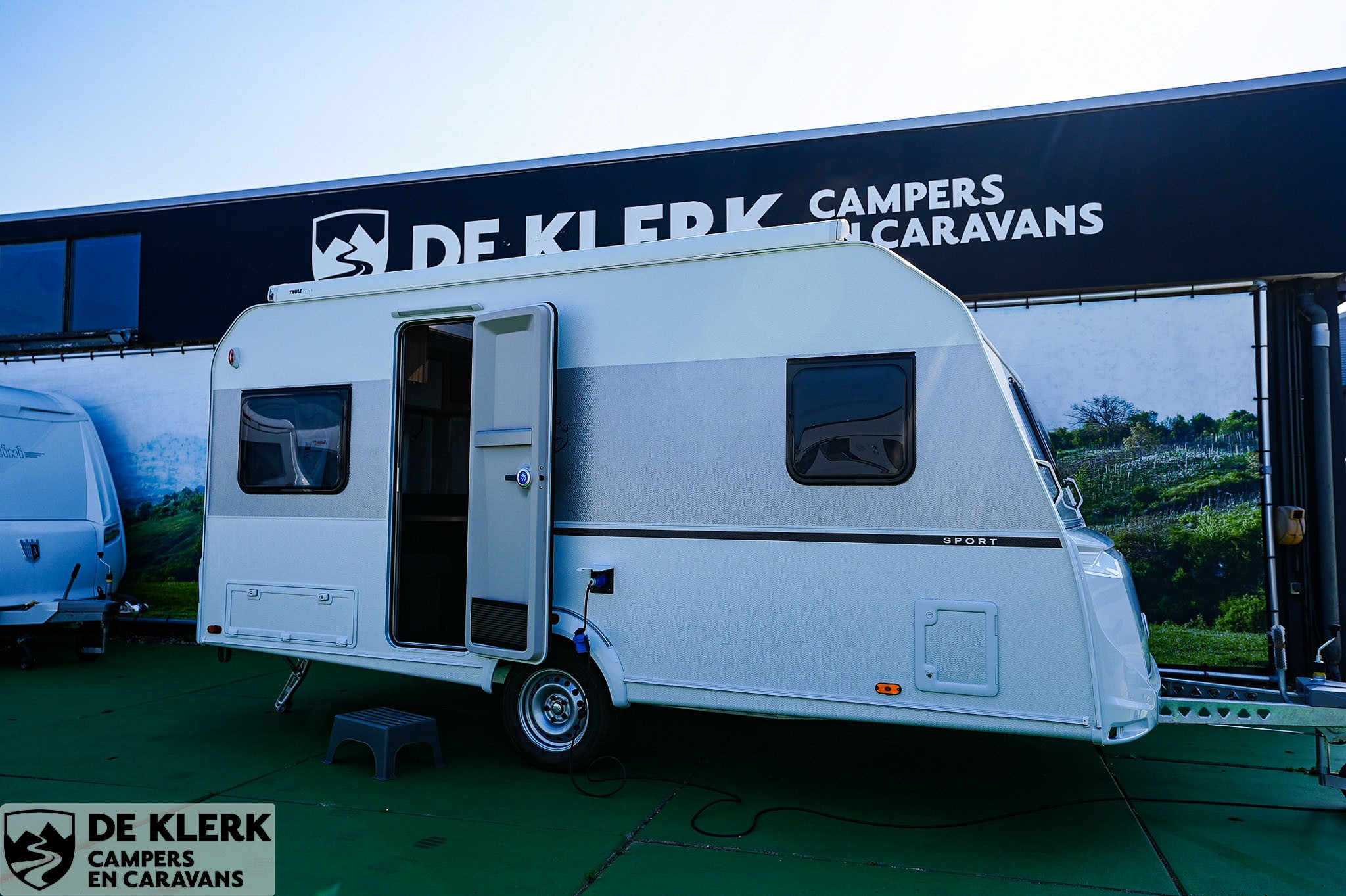 Knaus SPORT 450 FU gas uitvoering Gratis mover en luifel foto 2