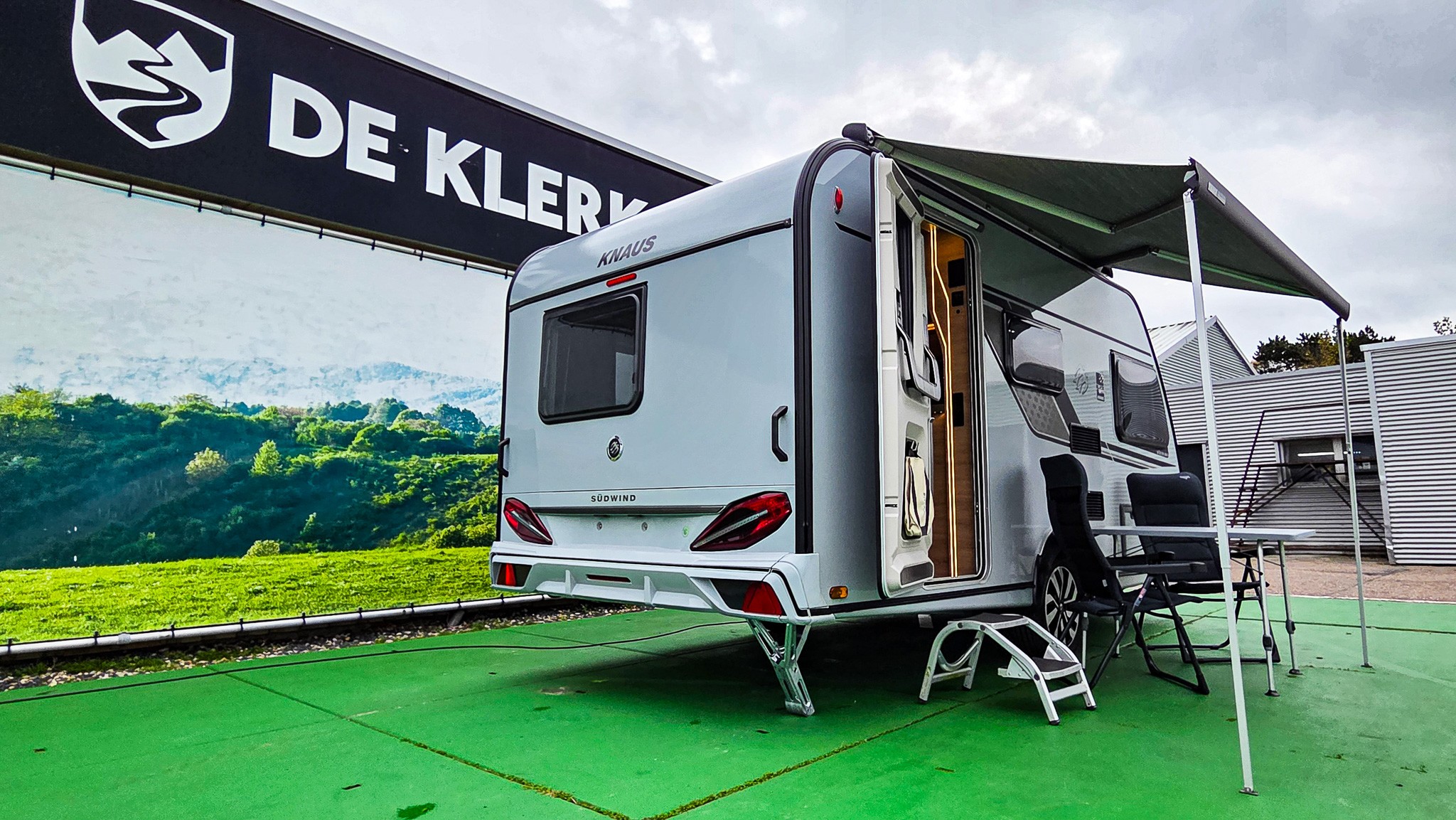 Knaus SUDWIND 420 QD Black Selection Campovolo grey 50% Deals foto 4