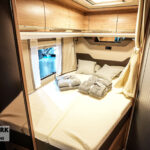 Knaus Sky Ti 650 MF bed