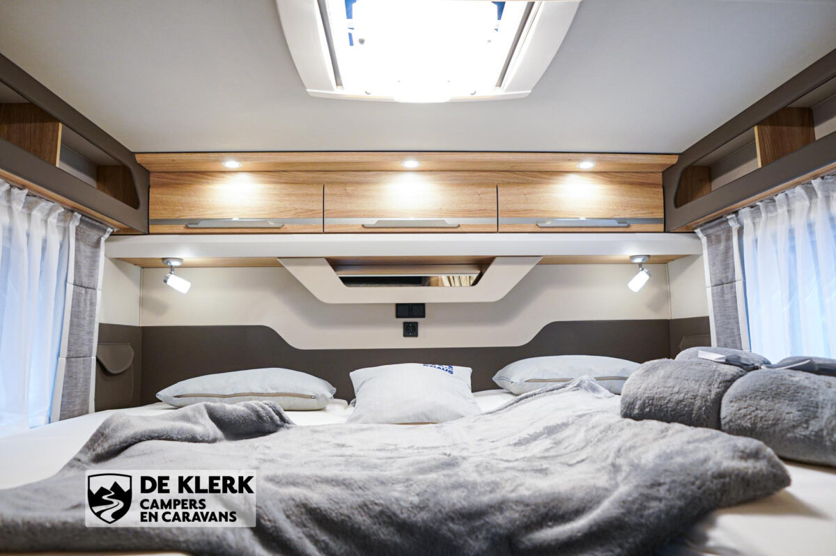 Sky Wave 650 MEG 60 years bed